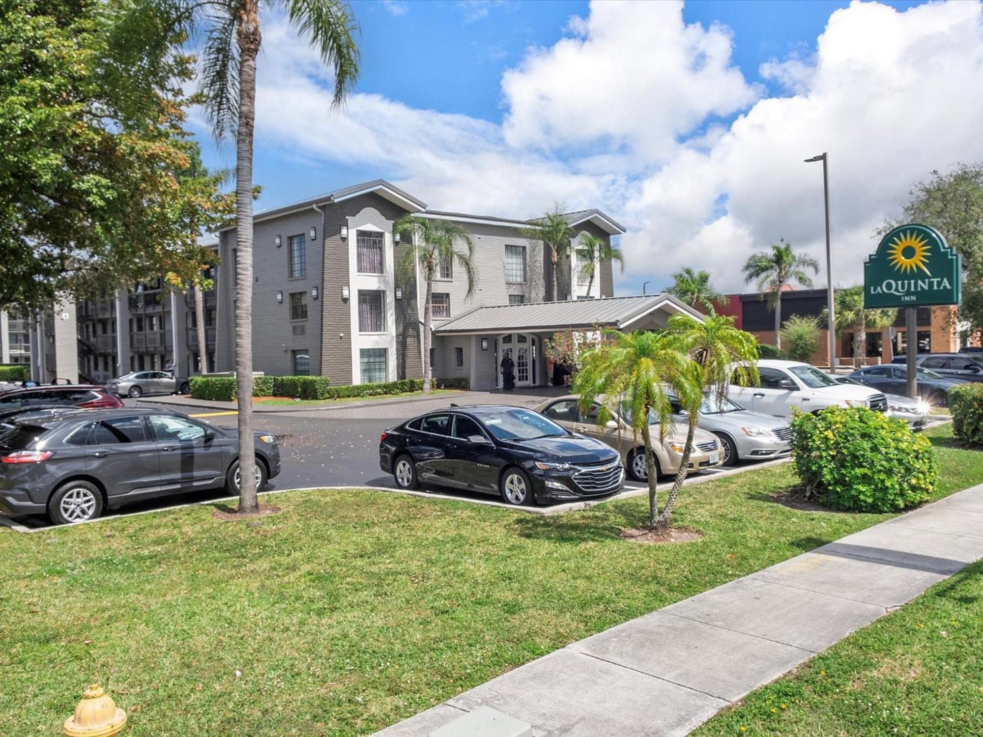 La Quinta Inn By Wyndham Miami Airport North Miami Springs Exteriér fotografie
